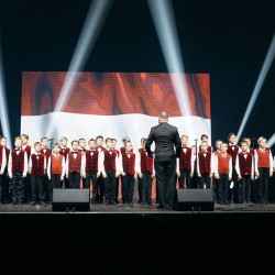 Jelgavas 4.vidusskolas zēnu koris "Spīguņi" (diriģents Ingus Leilands). Foto: LOK/ Jana Leite
